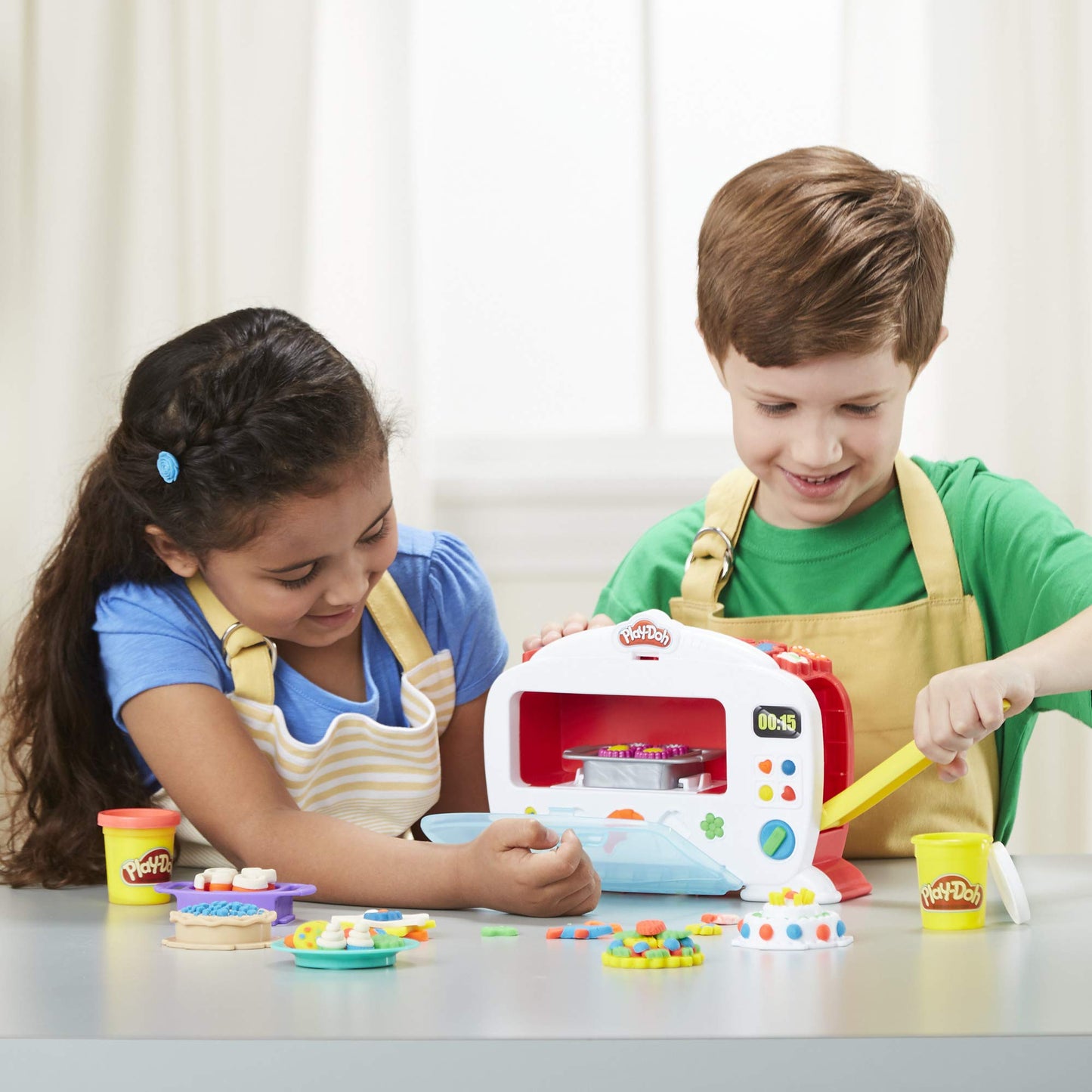 Play-Doh Cuptorul Magic (Hasbro B9740EU4)