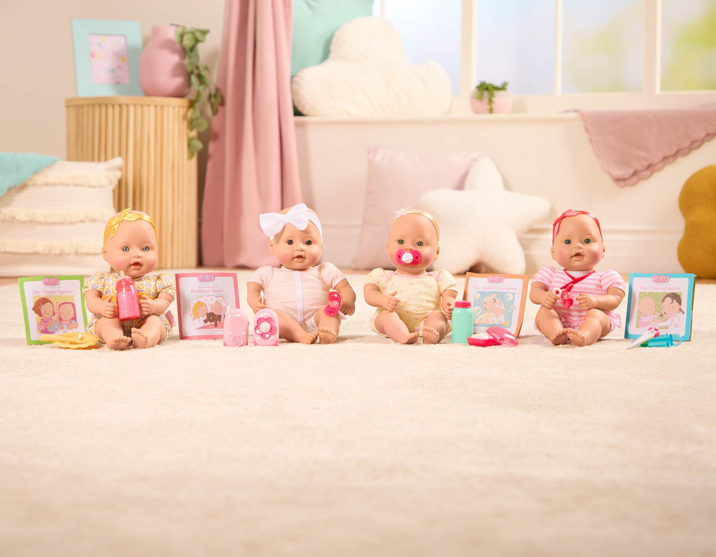 Păpușa Baby Sweetheart cu haine, suzetă și accesorii pentru baie – Păpușă moale și carte ilustrată în limba engleză – Jucărie pentru copii de la 2 ani