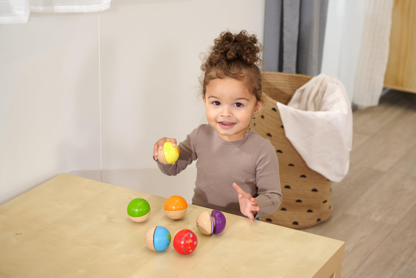 Eichhorn – Klangkugeln – 6 Bile Colorate din Lemn cu Sunete pentru Copii și Bebeluși de la 12 Luni, Jucărie din Lemn