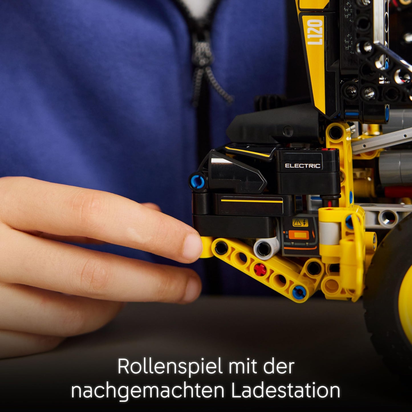 LEGO Technic 42209 Volvo L120 Încărcător Electric, 9+ ani