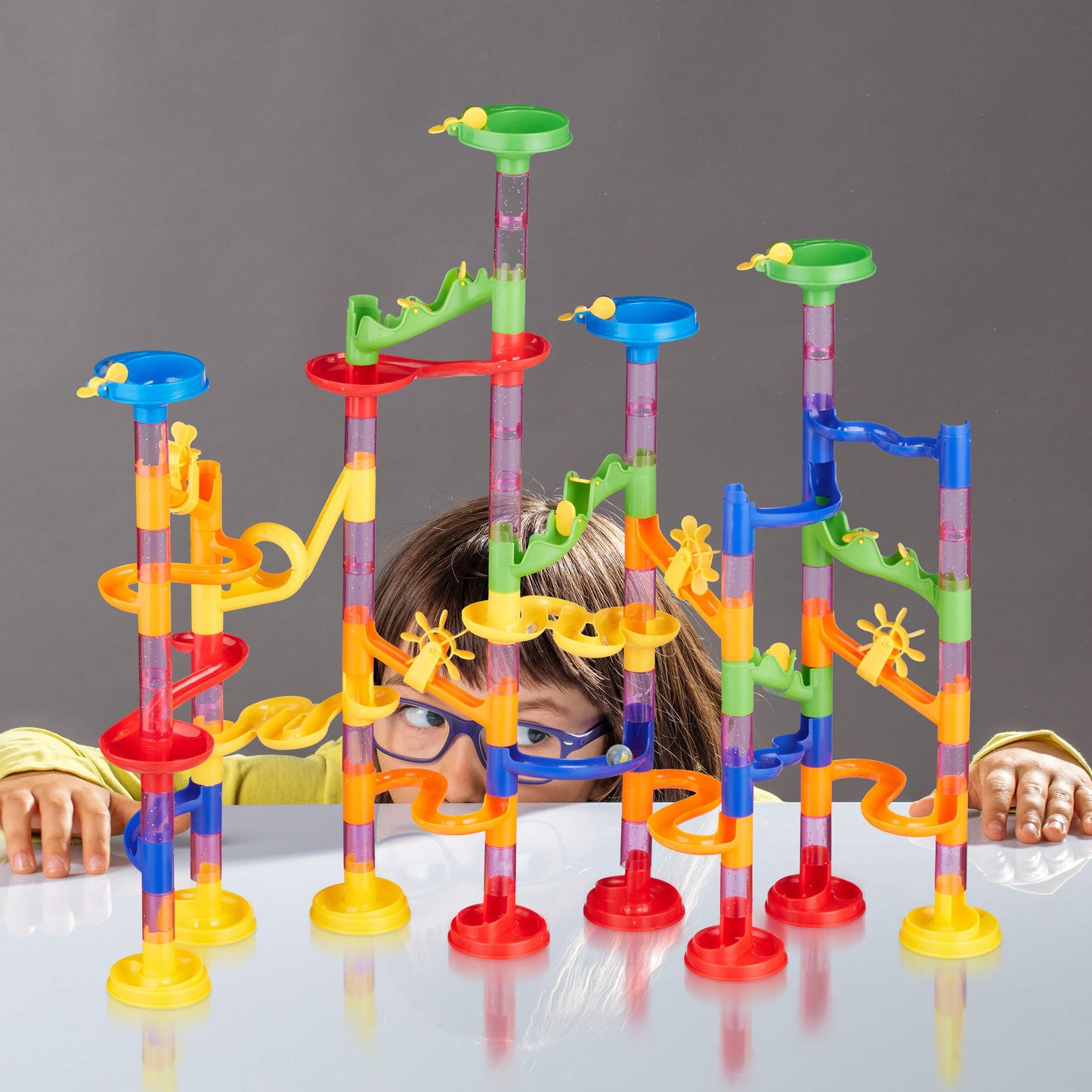 Relaxdays 10031064 Set de construcție cu bile 120 piese, 75 elemente traseu, 45 bile, pentru copii de la 3 ani (roșu, albastru, verde)