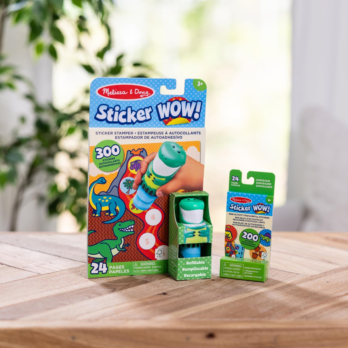Melissa & Doug Set Ștampile Sticker Wow Dinozauri, 3+ ani