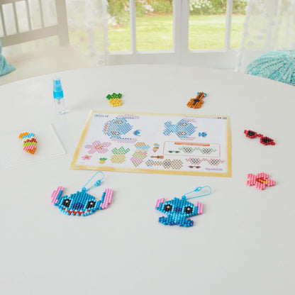 Aquabeads 35119 Set breloc Stitch, 700 perle, 4+ ani