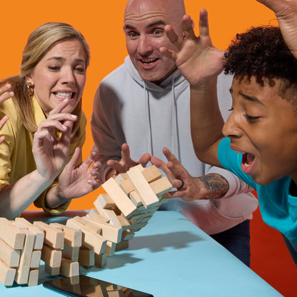 Joc oficial Hasbro Jenga cu zar digital