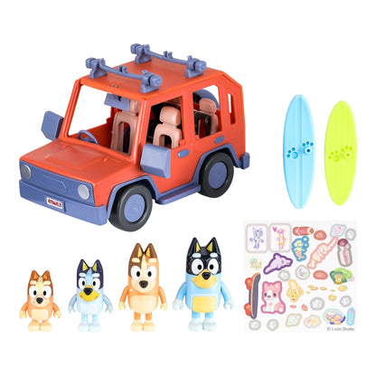 BlueY Heeler - Mașină de familie cu tracțiune integrală și set de 4 figurine, figurine de 6-8 cm, 2 plăci de surf și autocolante ca accesorii, exclusiv pe Amazon.