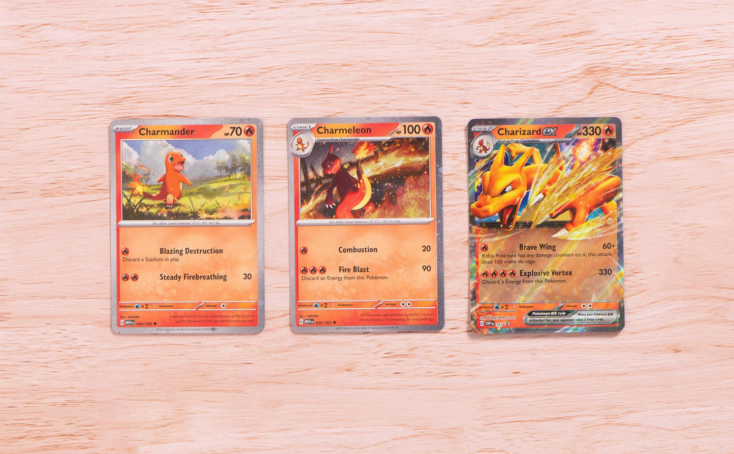 Colecția Pokémon Charizard ex Super-Premium, Multicolor