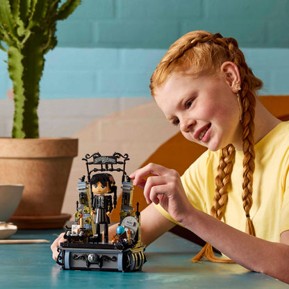 LEGO Wednesday 76780 Figurina Wednesday Addams, 10+ ani