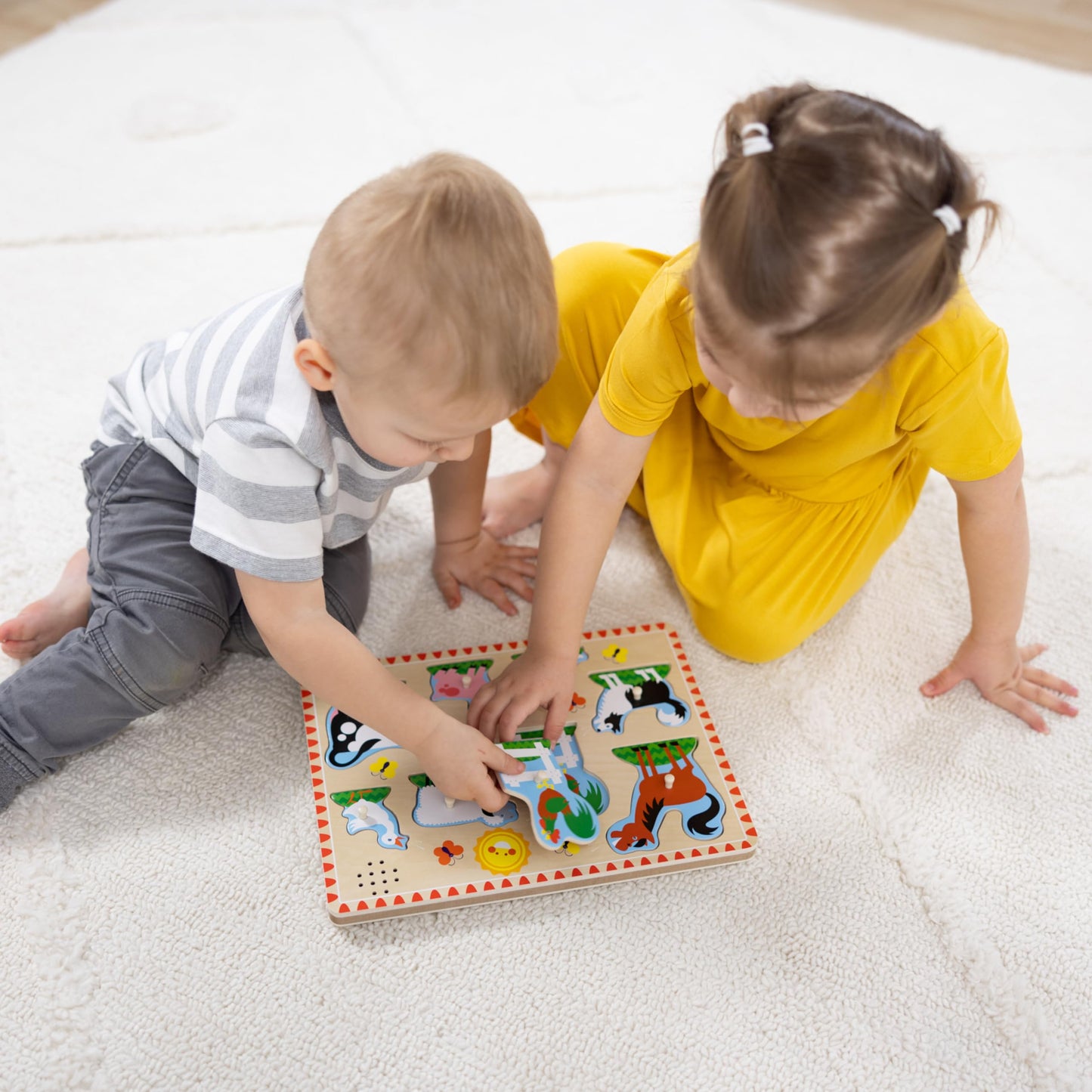 Melissa & Doug Puzzle sonor Animale de Fermă, 8 piese, 2+ ani