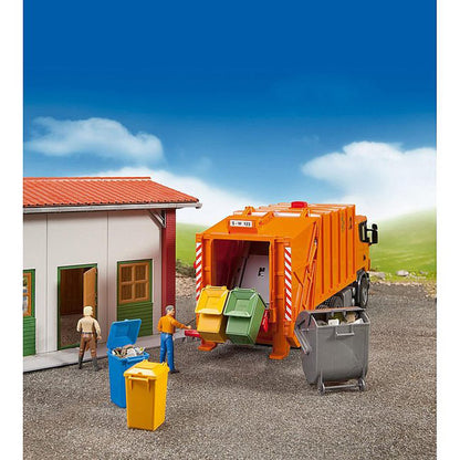 bruder 02607 Set accesorii cu 4 tomberoane de gunoi 1:16 pentru colectarea deșeurilor