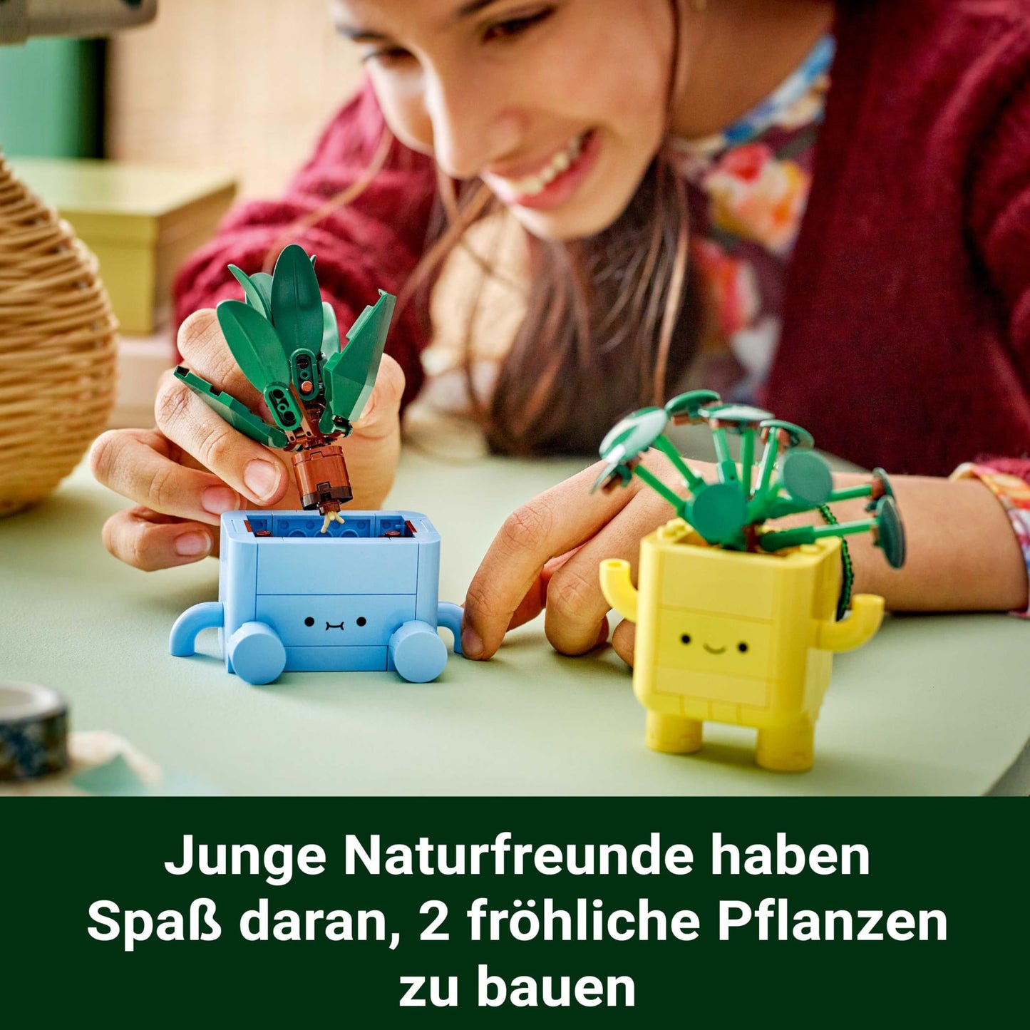 LEGO 10349 Botanicals Plante Vesele, ghivece decorative, 9+