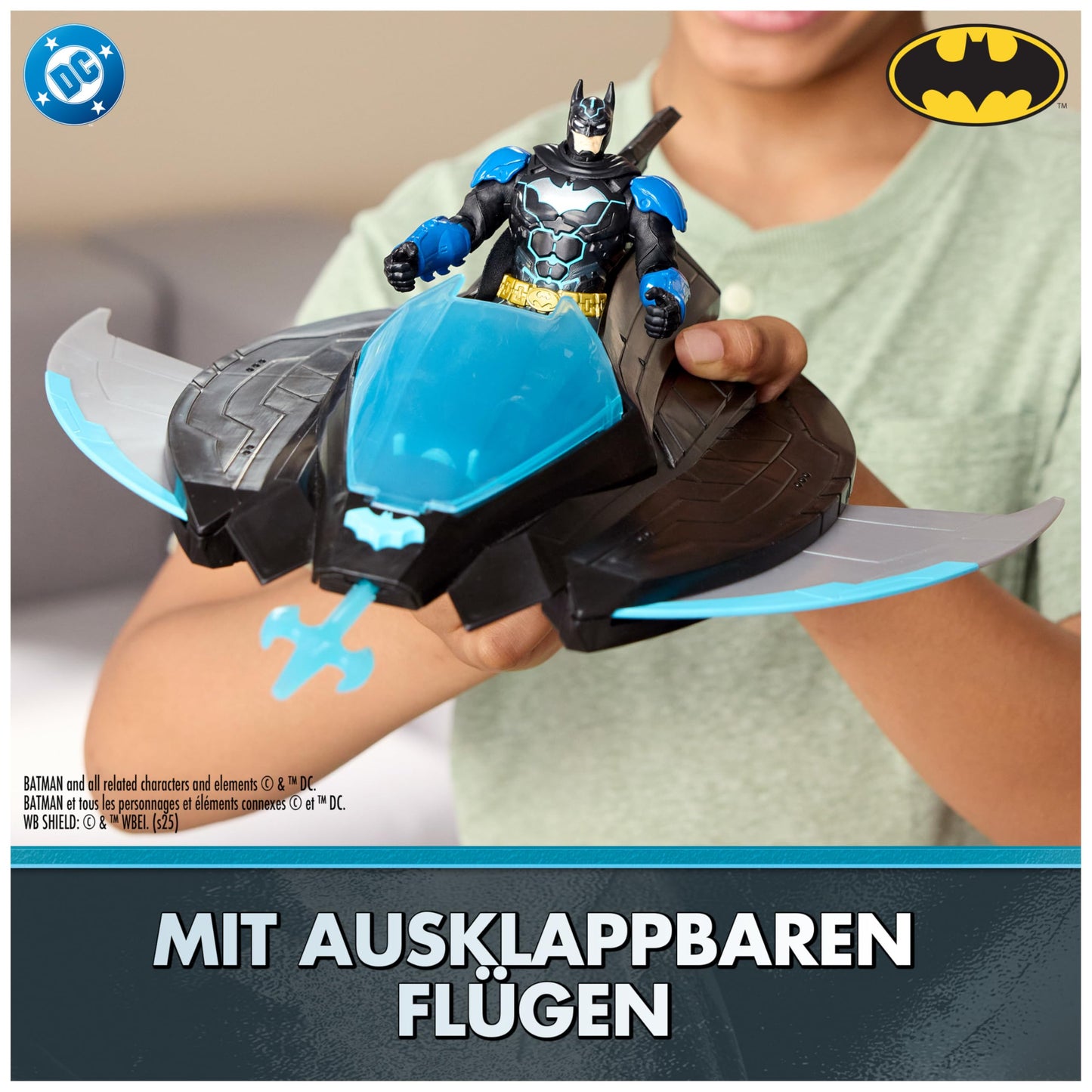 DC Comics Batman Ninja Set de joacă Batwing cu lansator de proiectile și păpușă de acțiune 15 cm pentru copii de la 4 ani