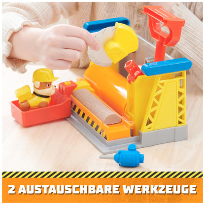 Rubble & Crew - Set de joacă atelier cu 2 accesorii de unelte, 1 figură Rubble, 85g nisip cinetic Build-it și 1 matriță, jucărie pentru copii de la 3 ani