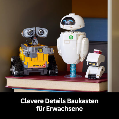 LEGO 43279 Disney and Pixar Set de construcție cu roboți WALL-E și EVE 811 piese de la 18 ani