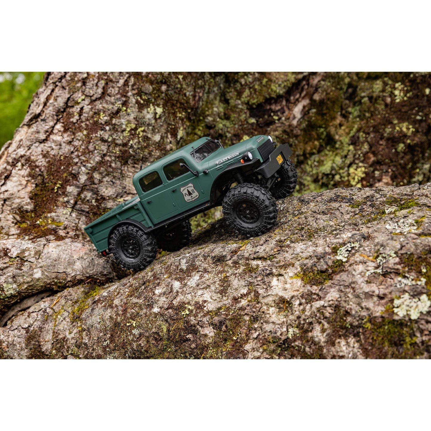 Camion RC Axial SCX24 Dodge Power Wagon 40's 4-Uși Verde 1/24 4x4 RTR AXI00007T2