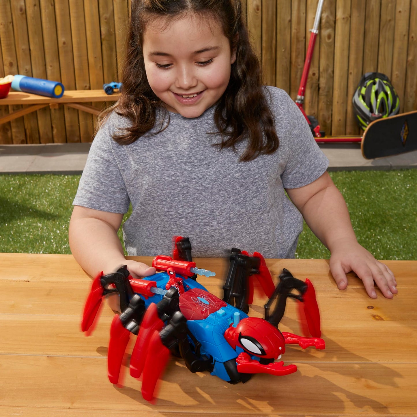 Hasbro Spider-Man Vehicul Crawl & Blast cu Figurina