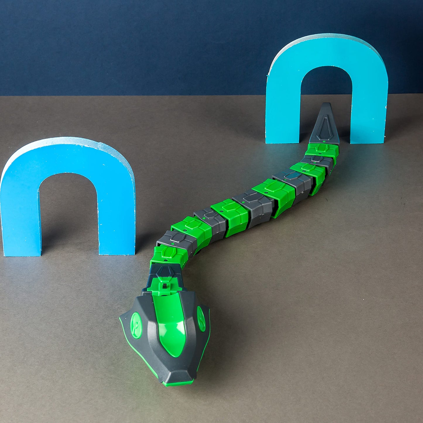 Clementoni 59212 Robot Sarpe Galileo Robotics, 8+ ani