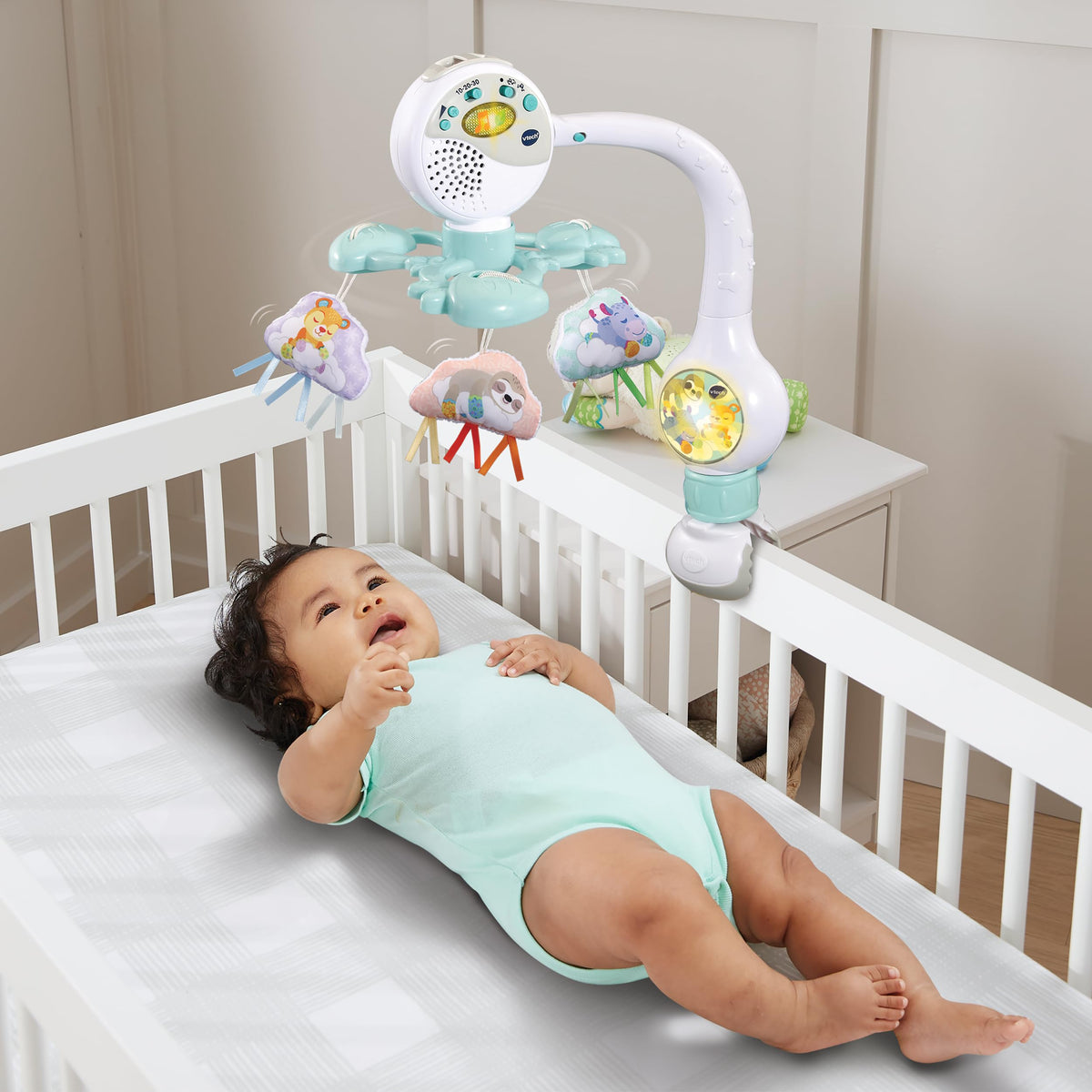 VTech 80-513164 Mobile pentru bebeluși cu lumină de veghe și 3 nori de pluș 0+ luni (limba germană)