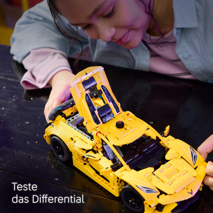 LEGO Technic 42205 Chevrolet Corvette Stingray Set de construcție 732 piese pentru copii de la 9 ani