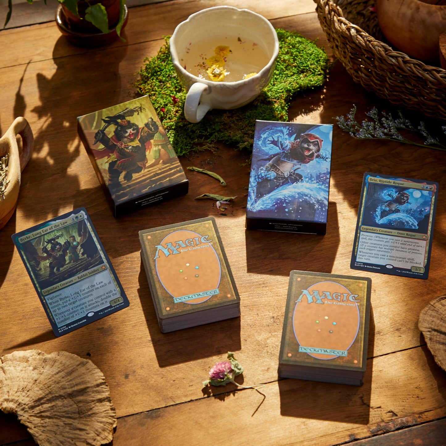 Magic: The Gathering Bloomburrow - Pachet de Începător | Învață Magic cu 2 Deck-uri Bloomburrow | Joc de Cărți de Colecție pentru 2 Jucători de la 13 Ani (Versiunea în Engleză)
