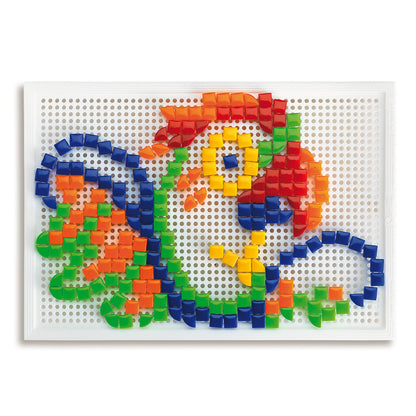 Quercetti FantaColor Portable Set de construcție mozaic Montessori cu 300 pini pentru copii de la 4 ani