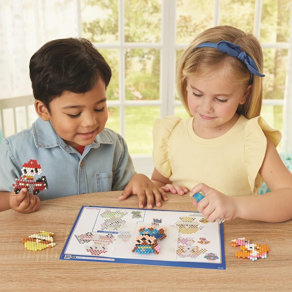 Aquabeads 35125 Set breloc Paw Patrol, 600 perle, 4+ ani