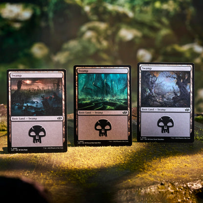 Magic: The Gathering Land Station 2025 (Versiune în Engleză)