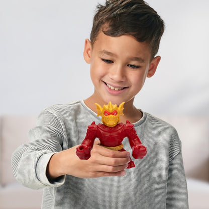 moose toys Heroes of Goo Jit Zu Stretch Striker Set de figurină elastică Blazagon cu umplutură elastică extensibilă până la de 3 ori mărimea sa