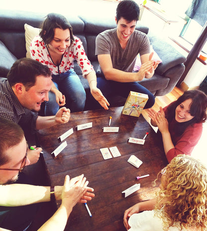 Asmodee Just One Joc de societate, 3-7 jucători (italiană)