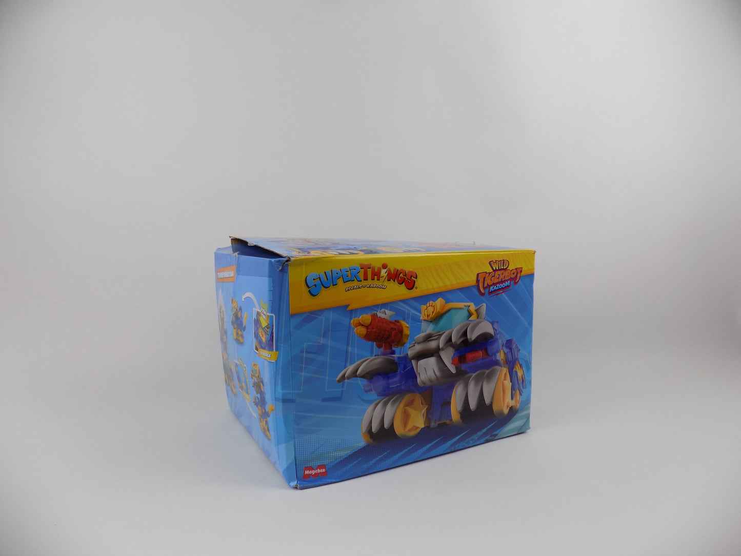 SUPERTHINGS Wild Tigerbot Kazoom – Robot Tigru Transformabil. Robotul se transformă într-un vehicul. Include 1 Wild Kid și 1 Wild SuperThing