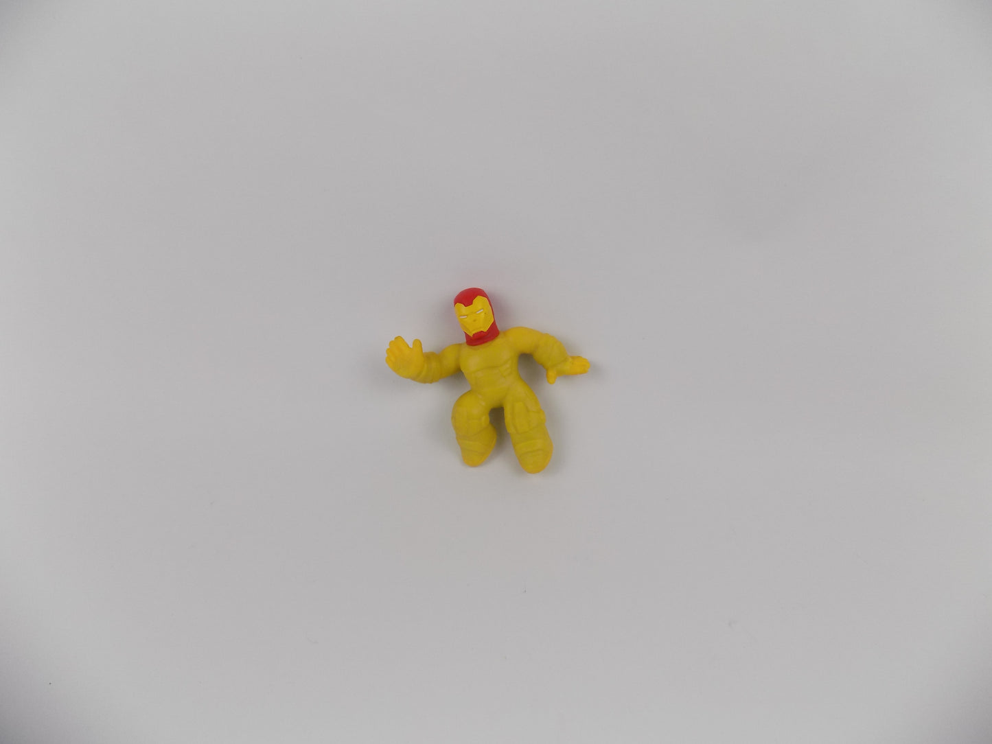 Figurina 11 cm  Marvel The Invincible Iron Man Goo Jit Zu